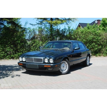 Jaguar XJ  Sedan/Limuzyna 1997,  3.2 benzyna, automat - Na sprzedaż za 36 900 zł - Słupsk - zdjęcie 2