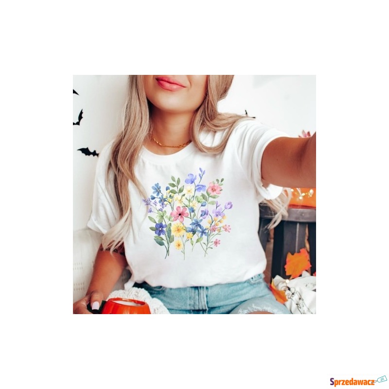 koszulka kwiatki biała - Bluzki, koszule - Olsztyn
