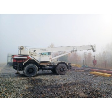 Używany Żuraw samojezdny Grove RT 640S - 33 ton