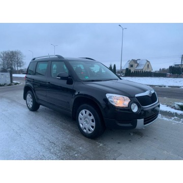 Skoda Yeti  SUV 2012,  1.2 benzyna, automat - Na sprzedaż za 29 999 zł - Nowa Wieś Rzeczna - zdjęcie 3