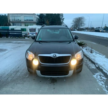 Skoda Yeti  SUV 2012,  1.2 benzyna, automat - Na sprzedaż za 29 999 zł - Nowa Wieś Rzeczna - zdjęcie 2
