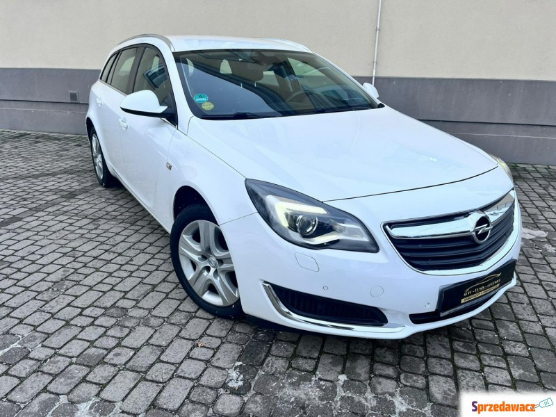 Opel Insignia 2015,  1.4 benzyna - Na sprzedaż za 41 900 zł - Chlewice