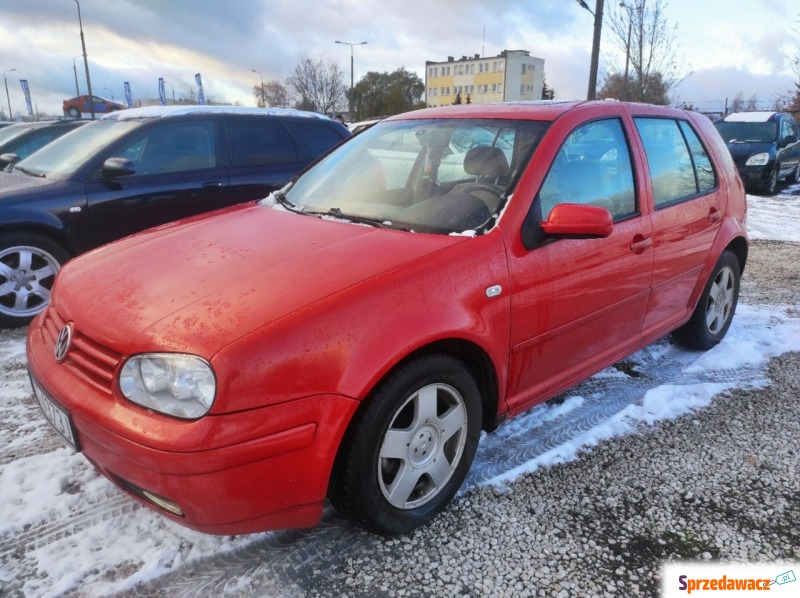 Volkswagen Golf  Hatchback 1998,  1.6 benzyna - Na sprzedaż za 2 900,00 zł - Toruń