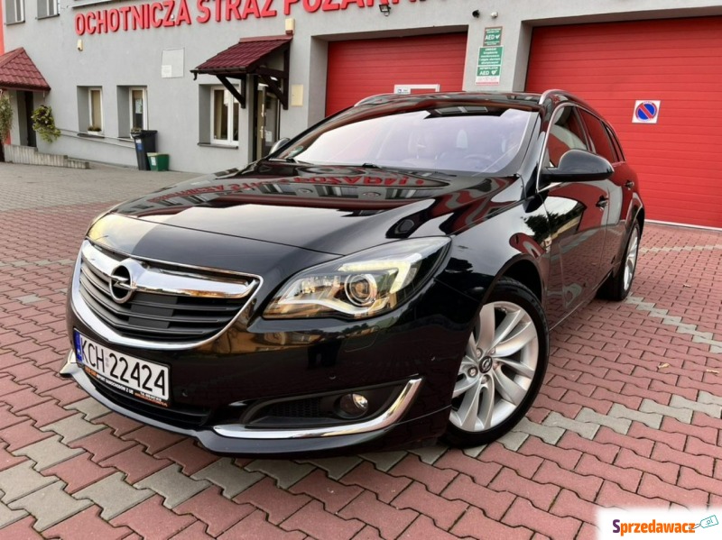 Opel Insignia 2015,  1.6 benzyna - Na sprzedaż za 56 990 zł - Zagórze