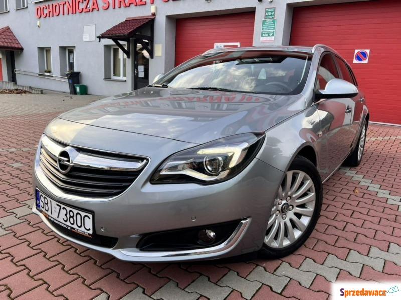Opel Insignia 2015,  2.0 diesel - Na sprzedaż za 36 990 zł - Zagórze