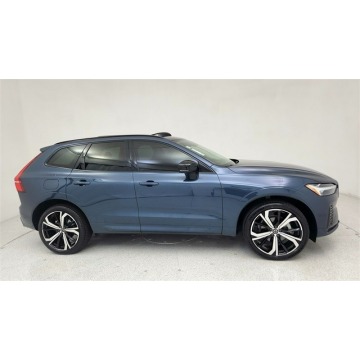Volvo   SUV 2023,  2.0 hybryda, automat - Na sprzedaż za 152 520 zł - Katowice - zdjęcie 3