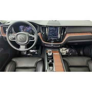 Volvo   SUV 2023,  2.0 hybryda, automat - Na sprzedaż za 152 520 zł - Katowice - zdjęcie 6