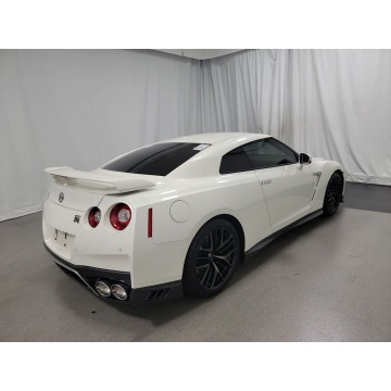 Nissan GT-R  Coupe/Sportowy 2018,  3.8 benzyna, automat - Na sprzedaż za 345 630 zł - Katowice - zdjęcie 6