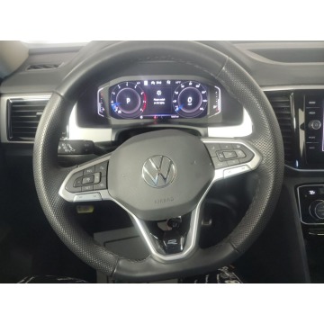 Volkswagen Atlas  SUV 2023,  3.6 benzyna, automat - Na sprzedaż za 146 370 zł - Katowice - zdjęcie 7