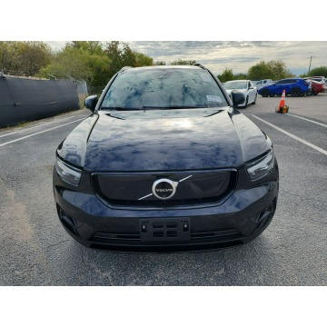 Volvo   SUV 2022 elektryczny, automat - Na sprzedaż za 115 620 zł - Katowice - zdjęcie 2