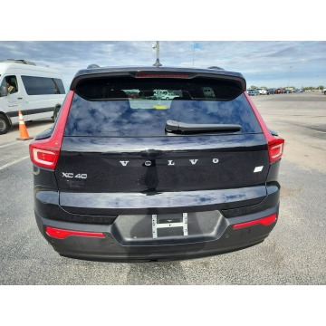 Volvo   SUV 2022 elektryczny, automat - Na sprzedaż za 115 620 zł - Katowice - zdjęcie 5