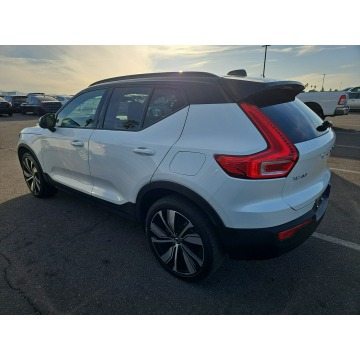 Volvo   SUV 2022 elektryczny, automat - Na sprzedaż za 116 850 zł - Katowice - zdjęcie 4