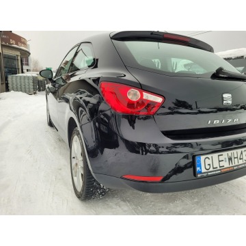 Seat Ibiza  Hatchback 2012,  1.2 benzyna - Na sprzedaż za 17 900 zł - Lębork - zdjęcie 7