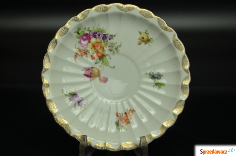 ## Podstawek - Bauer & Pfeiffer 1904-1918 ## - Porcelana, ceramika - Legnica