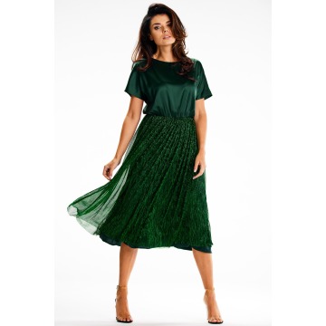 Zielona rozkloszowana sukienka midi z siatkowym dolem