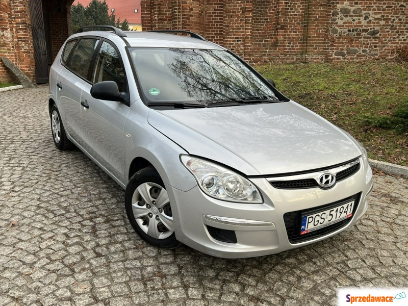 Hyundai i30 2009,  1.6 benzyna - Na sprzedaż za 11 999 zł - Gostyń
