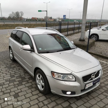 Volvo V50 2011,  1.6 diesel - Na sprzedaż za 14 800 zł - Lipówki - zdjęcie 2