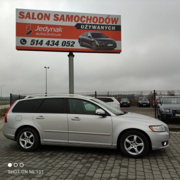 Volvo V50 2011,  1.6 diesel - Na sprzedaż za 14 800 zł - Lipówki - zdjęcie 7