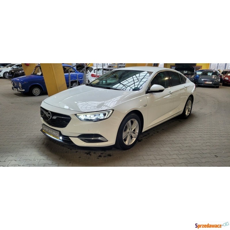 Opel Insignia  Hatchback 2018,  2.0 diesel - Na sprzedaż za 68 900 zł - Mysłowice