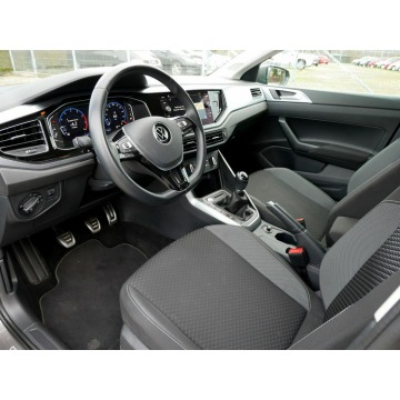 Volkswagen Polo  Hatchback 2021,  1.0 benzyna - Na sprzedaż za 59 900 zł - Goczałkowice-Zdrój - zdjęcie 4