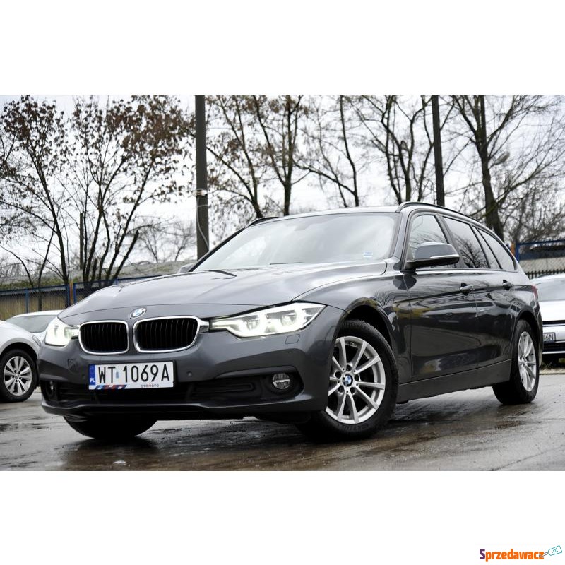 BMW Seria 3  Kombi 2019,  2.0 diesel - Na sprzedaż za 81 179 zł - Warszawa