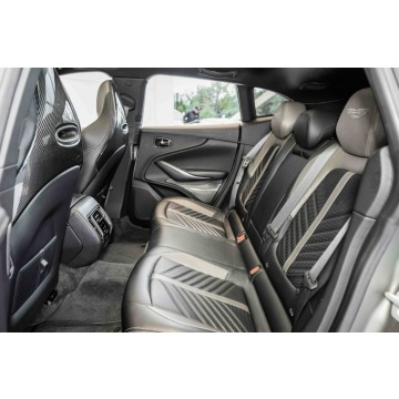 Aston Martin DBX  SUV 2023,  4.0 benzyna, automat - Na sprzedaż za 701 100 zł - Katowice - zdjęcie 8