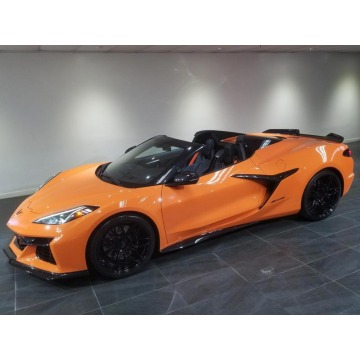 Chevrolet Corvette  Kabriolet 2023,  5.5 benzyna, automat - Na sprzedaż za 664 200 zł - Katowice - zdjęcie 3