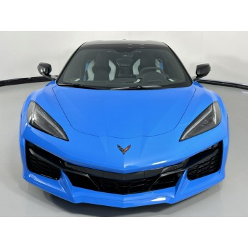 Chevrolet Corvette  Kabriolet 2023,  5.5 benzyna, automat - Na sprzedaż za 522 750 zł - Katowice - zdjęcie 3