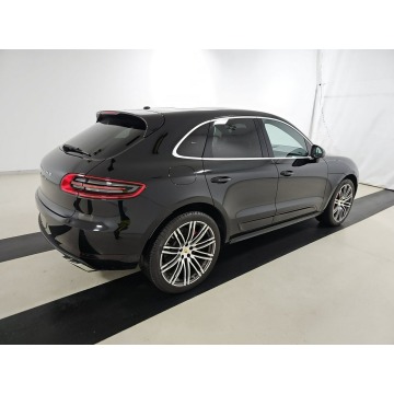 Porsche Macan  SUV 2016,  3.0 benzyna, automat - Na sprzedaż za 109 470 zł - Katowice - zdjęcie 6