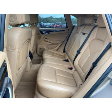 Porsche Macan  SUV 2016,  3.0 benzyna, automat - Na sprzedaż za 71 340 zł - Katowice - zdjęcie 8