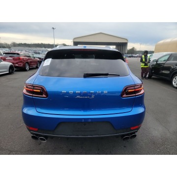Porsche Macan  SUV 2018,  3.0 benzyna, automat - Na sprzedaż za 91 020 zł - Katowice - zdjęcie 2