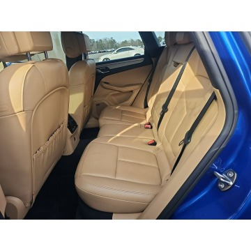 Porsche Macan  SUV 2018,  3.0 benzyna, automat - Na sprzedaż za 91 020 zł - Katowice - zdjęcie 5
