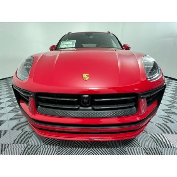Porsche Macan  SUV 2023,  3.0 benzyna, automat - Na sprzedaż za 253 380 zł - Katowice - zdjęcie 2