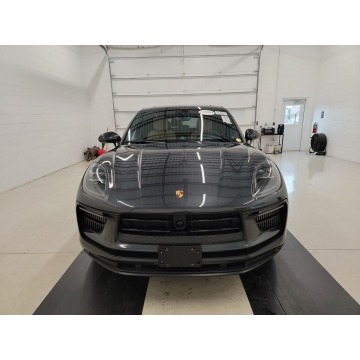 Porsche Macan  SUV 2023,  3.0 benzyna, automat - Na sprzedaż za 252 150 zł - Katowice - zdjęcie 2