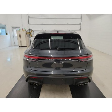Porsche Macan  SUV 2023,  3.0 benzyna, automat - Na sprzedaż za 252 150 zł - Katowice - zdjęcie 5
