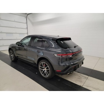 Porsche Macan  SUV 2023,  3.0 benzyna, automat - Na sprzedaż za 252 150 zł - Katowice - zdjęcie 6