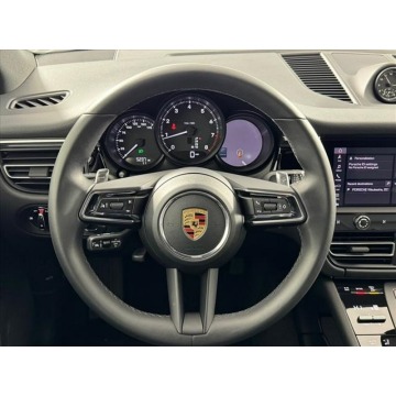 Porsche Macan  SUV 2023,  2.0 benzyna, automat - Na sprzedaż za 215 250 zł - Katowice - zdjęcie 7