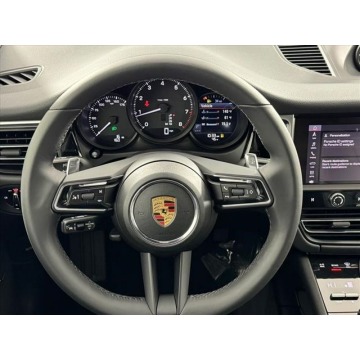 Porsche Macan  SUV 2024,  2.0 benzyna, automat - Na sprzedaż za 236 160 zł - Katowice - zdjęcie 5