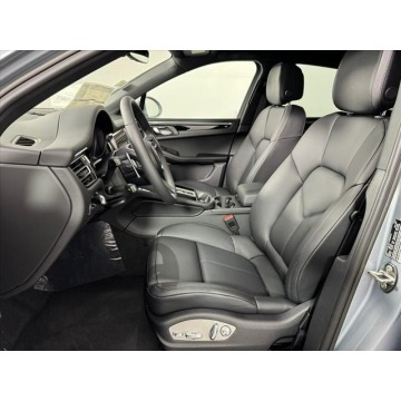 Porsche Macan  SUV 2024,  2.0 benzyna, automat - Na sprzedaż za 236 160 zł - Katowice - zdjęcie 7