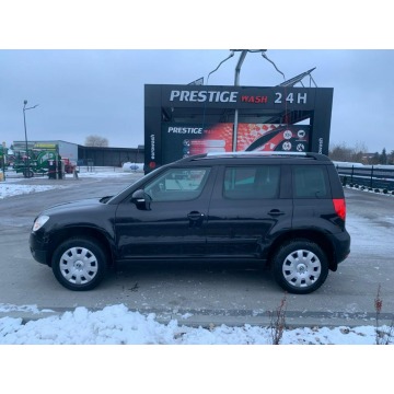 Skoda Yeti  SUV 2012,  1.2 benzyna, automat - Na sprzedaż za 29 999 zł - Nowa Wieś Rzeczna - zdjęcie 9