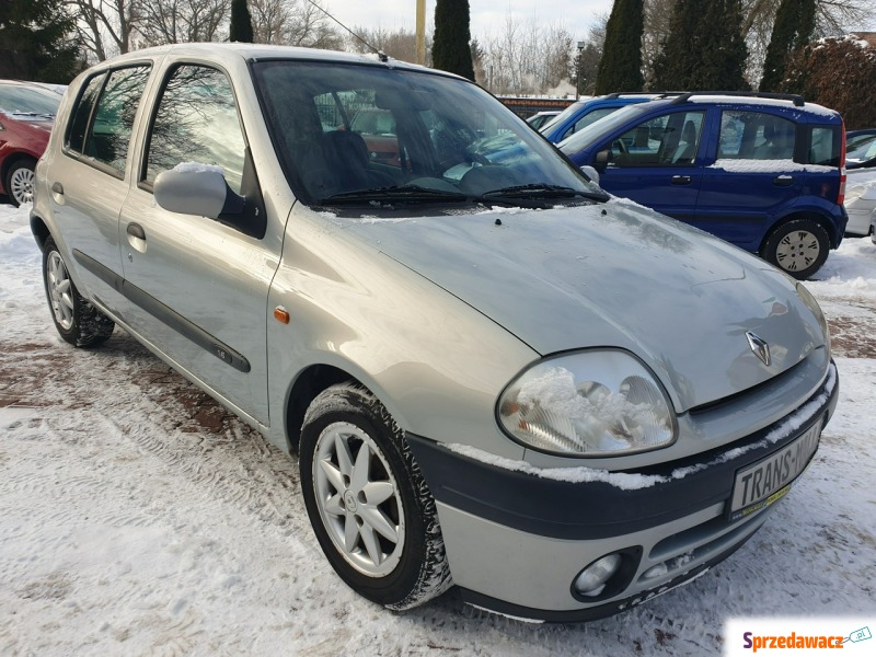 Renault Clio  Hatchback 1999,  1.6 benzyna - Na sprzedaż za 8 900,00 zł - Lublin
