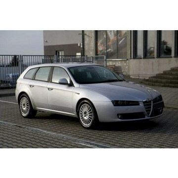 Alfa Romeo 159 2009,  1.9 diesel, automat - Na sprzedaż za 16 900 zł - Dojazdów - zdjęcie 4