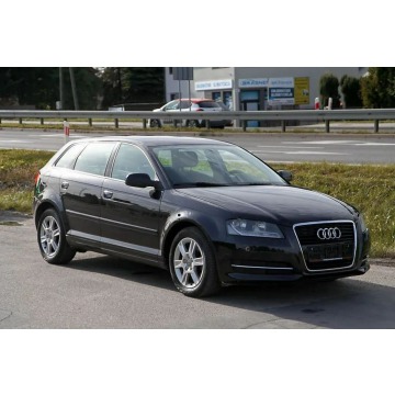 Audi A3  Liftback 2011,  1.6 diesel, automat - Na sprzedaż za 32 900 zł - Dojazdów - zdjęcie 3