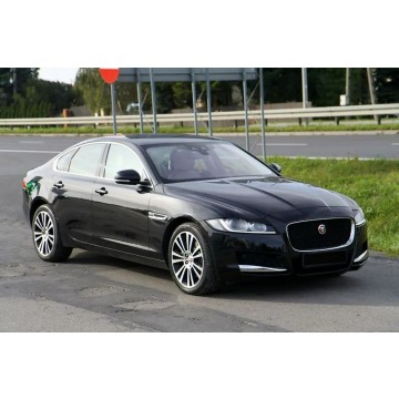 Jaguar XF  Sedan/Limuzyna 2018,  2.0 diesel, automat - Na sprzedaż za 95 900 zł - Dojazdów - zdjęcie 4