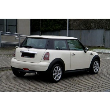 Mini ONE  Hatchback 2009,  1.4 benzyna - Na sprzedaż za 18 900 zł - Dojazdów - zdjęcie 2