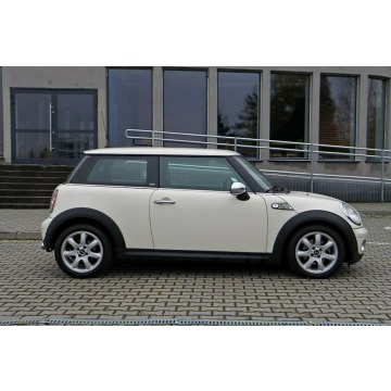 Mini ONE  Hatchback 2009,  1.4 benzyna - Na sprzedaż za 18 900 zł - Dojazdów - zdjęcie 6