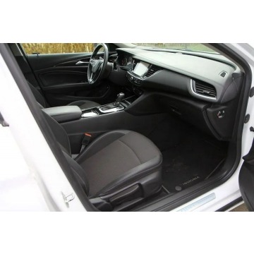 Opel Insignia 2018,  2.0 diesel, automat - Na sprzedaż za 58 900 zł - Dojazdów - zdjęcie 8