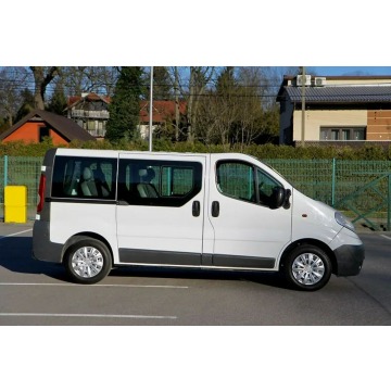 Opel Vivaro  Minivan/Van 2013,  2.0 diesel - Na sprzedaż za 37 900 zł - Dojazdów - zdjęcie 5