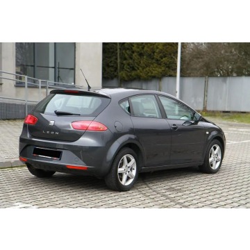 Seat Leon  Liftback 2012,  1.6 diesel - Na sprzedaż za 21 900 zł - Dojazdów - zdjęcie 2