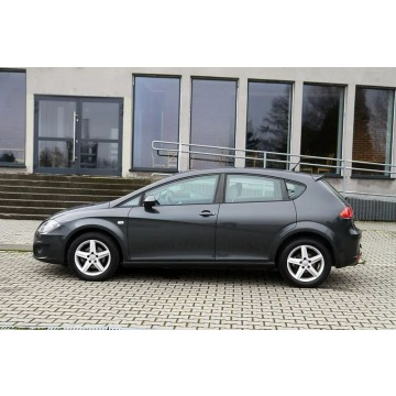 Seat Leon  Liftback 2012,  1.6 diesel - Na sprzedaż za 21 900 zł - Dojazdów - zdjęcie 6